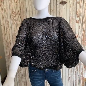 GREEN ENVELOPE BLACK SEQUIN KIMONO SLEEVE SHORT TOP